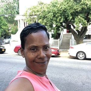 Meet your Posher, Regina